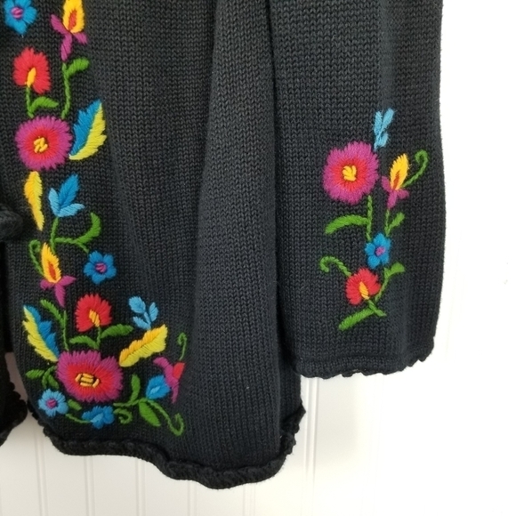 Cardigan Sweater Collar Embroidered Floral Covered Button Long Black Size Large - Picture 5 of 10